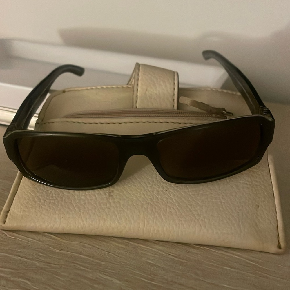 Burberry sunglasses